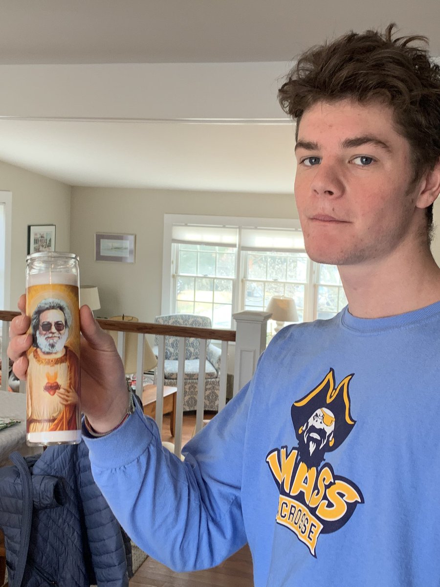 GamacheDj's tweet photo. @TigerRose420 @JustKreutzmann @deadandcompany @JohnMayer   New prayer candle for the studio https://t.co/eRBphIjQwv