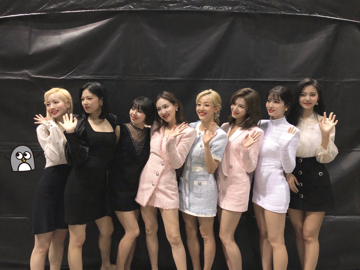 JYPETWICE tweet picture