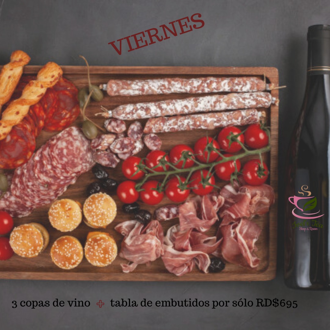 IvelsTeaShop's tweet photo. ¡Diciembre! Sí, nos reunimos con mucha gente, de las de siempre, de las que no vemos a menudo... la cuestión es que el junte se da. 
¿Te queda aún alguien pendiente? ¡Este especial es una segunda excusa para citarse! Hoy: 3 🍷 más tabla de jamones y quesos por solo RD$695. 🕺🏽💃🏽 https://t.co/MK3JOb2RzQ
