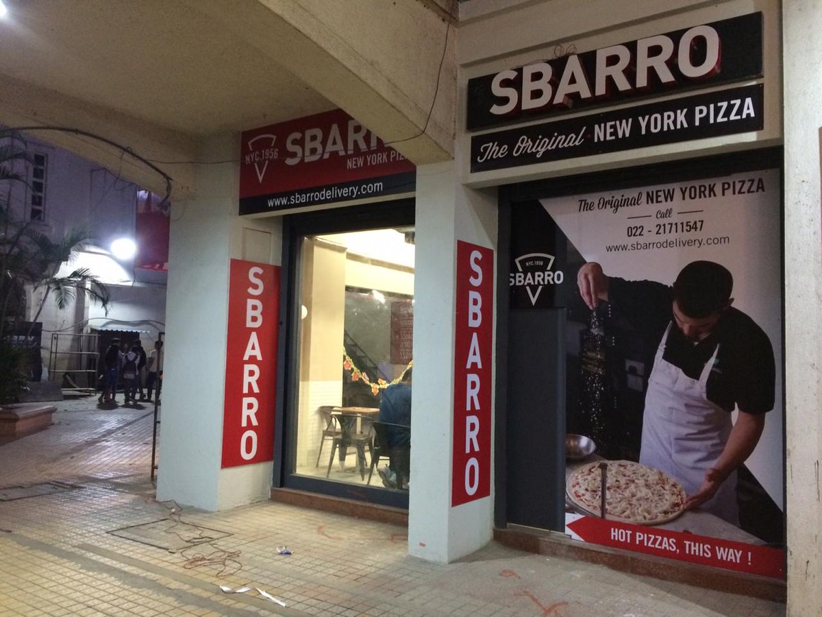 Sbarro_IN's tweet photo. Just like the cheese in our pizza we are spreading too!
#Sbarro is now open in Hiranandani Meadows, Thane.
We are now delivering, gorge on a 12" pizza and get 25% off.
Order on https://t.co/zNzbNmuz4P or call 21711547.
#SbarroIn #LegendsOfNYC #NewStore https://t.co/S3LcNrBcTp