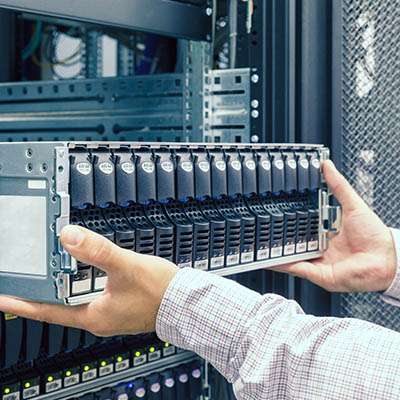 USCPU's tweet photo. Published a new blog entry Reduce Your IT Overhead with Server Virtualization. https://t.co/A7lGxs8mkr https://t.co/UWZ4FPFRKH