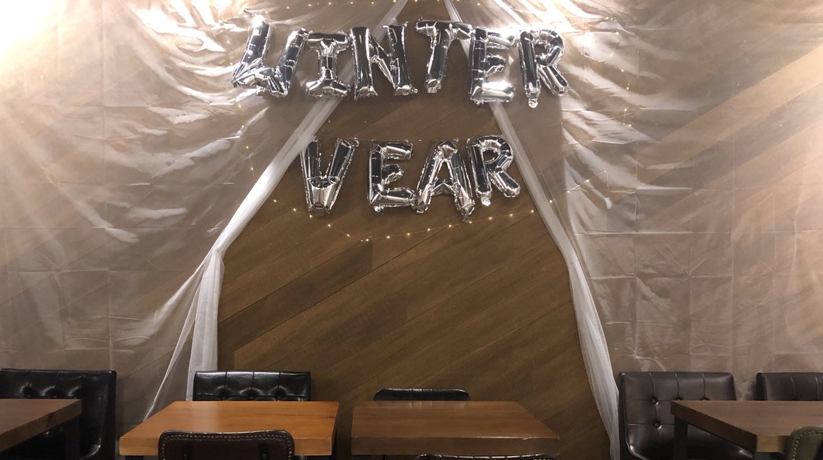 kimvantae_sg's tweet photo. #WinterVear is ready 🐻 For the first few of those who purchase the Special Set, just let the counter know, and you’ll get the fan! See you all tomorrow 💜 https://t.co/6SndtasHwA