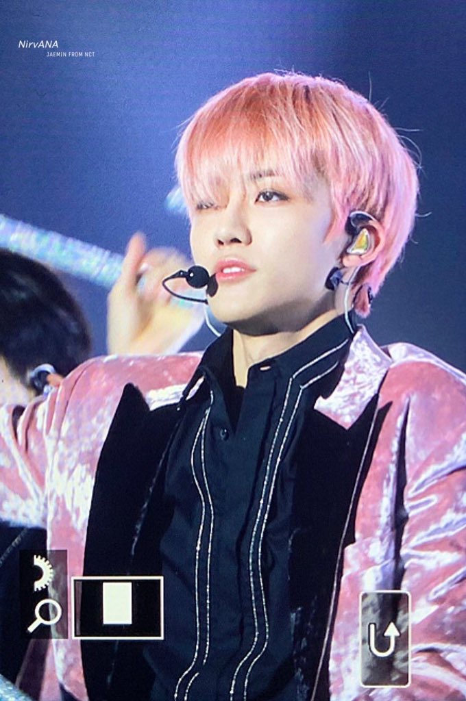 najaeminpics's tweet photo. [PREVIEW] 191227 KBS Gayo Daechukje ©nirvANA
#JAEMIN #재민 https://t.co/bvbfFejsNB