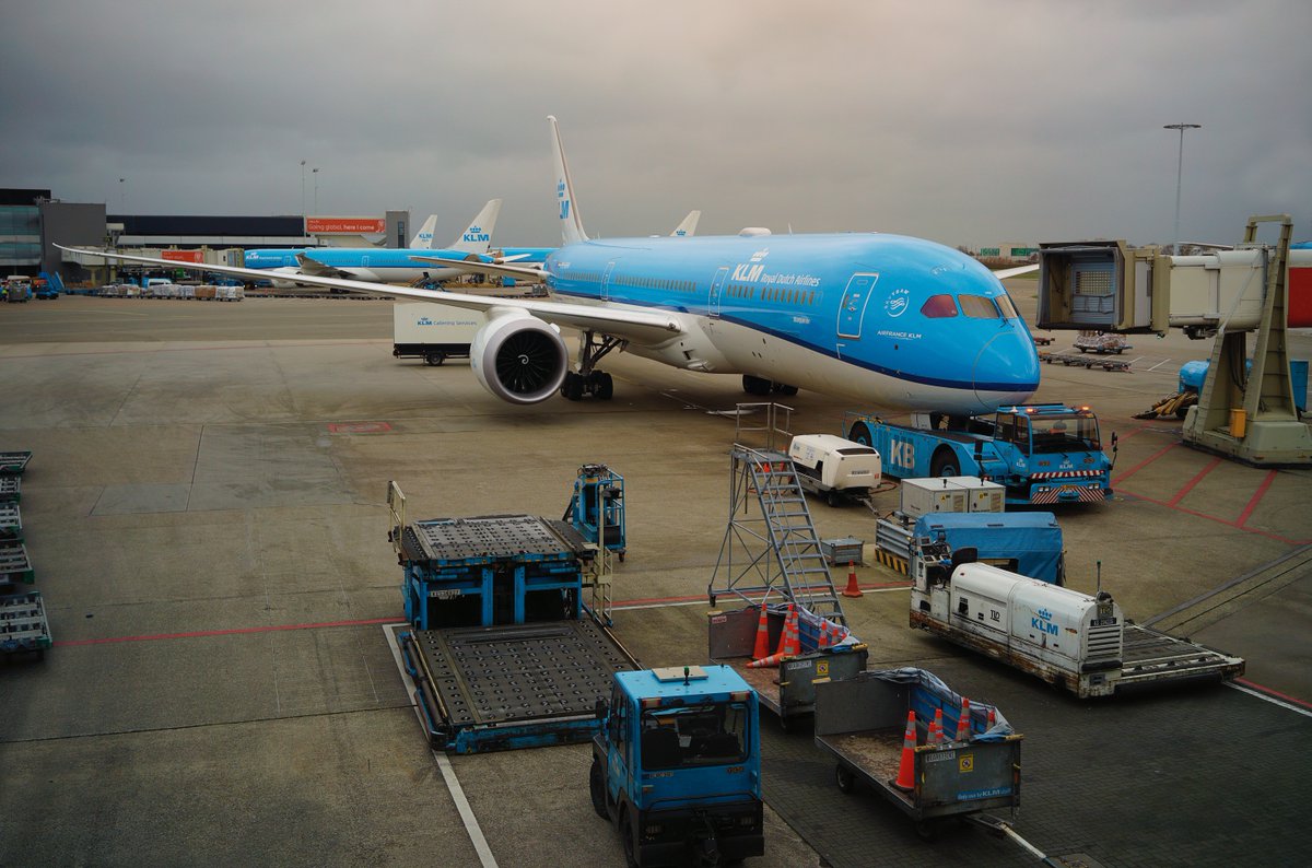 AnnoDomaini's tweet photo. Tour operator, Travel agency, or #Airline providing #travel-services To / From #Eindhoven airport?
BizAV domain https://t.co/WDVBq8ku6u may be within your #marketing & #Advertising budget. #Fly #EIN #FlyEIN
Love this domain but not the #price? Use the #OFFERBUTTON!
#Aviation https://t.co/otFVKlbM6o