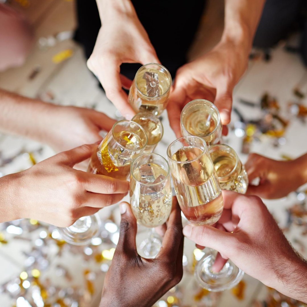 A pocos días de acabar el año y queremos saber si ya tienes planeado tu noche.🤩

Recuerda, tenemos diferentes planes para ti en este fin de año.🤗 

¡Pídenos información por interno y realiza ahora tu reserva! 📲

#SheratonGuayaquil
#SheratonGye
#Newyeareve
#newyear