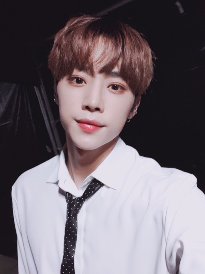 WE_THE_BOYZ's tweet photo. [선우] 우오ㅏ! https://t.co/I8uHzLDkNY