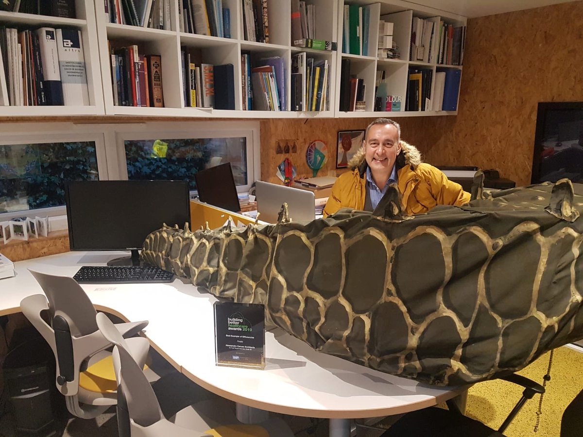 HullTruck's tweet photo. Miranda has been out and about again today... We caught her - between #PeterPanHTT shows - visiting our Spotlight Partners, @ACAILimited! Keep an eye out for our “Croc in the City”. For more information, see here: https://t.co/J9HrqCXi0W https://t.co/Kl5jmGRJ6I
