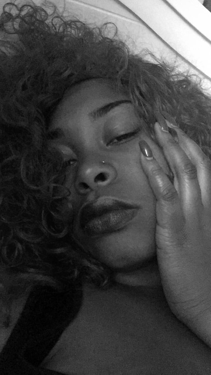 SierraMistycle's tweet photo. The. Last. Fall. Back. Friday. Of. 2019. #FBF2019 https://t.co/CHpG1bVfCZ