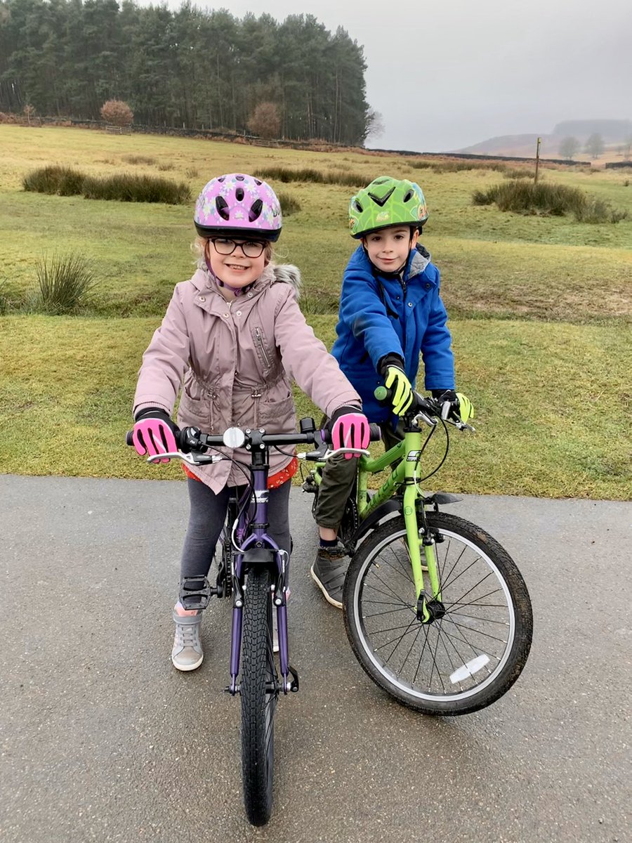 SStani001's tweet image. @latimerprimary Christmas holiday fun #ClassKB #ClassPK #latimertogether #nobatteriesrequired