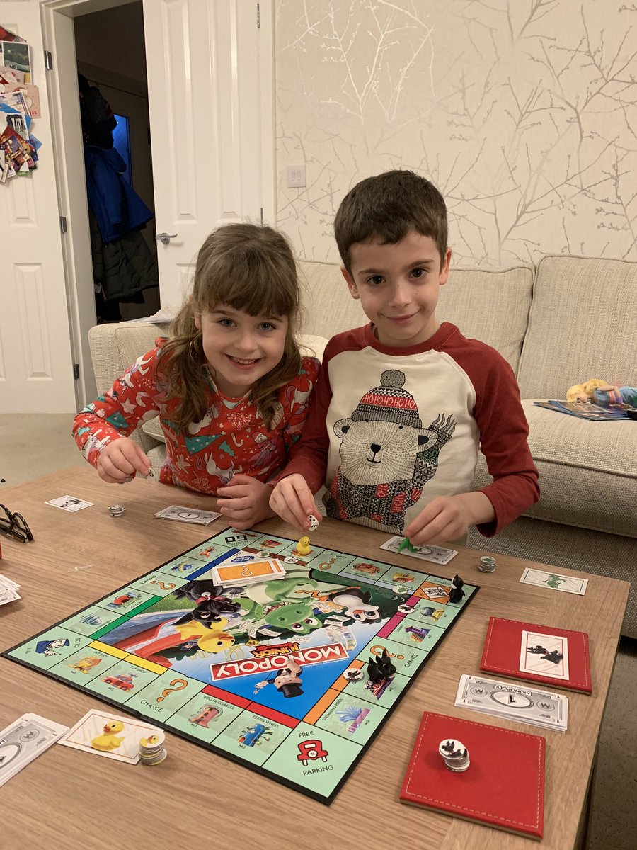 SStani001's tweet image. @latimerprimary Christmas holiday fun #ClassKB #ClassPK #latimertogether #nobatteriesrequired