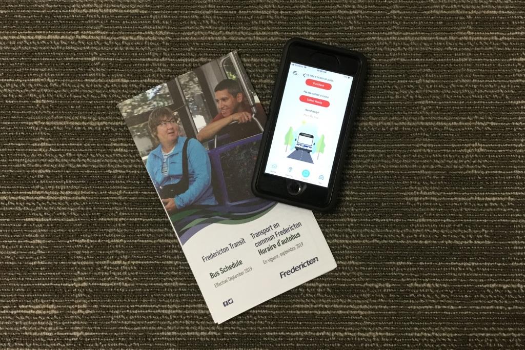 CityFredGov's tweet photo. A new real-time transit bus tracking app called HotSpot Transit is now available in #Fredericton. It's a collaboration between Fredericton Transit &amp; @hotspotcities. Download the app for FREE from the App Store or Google Play. #HolidayGiftForTransitUsers https://t.co/XT8SWdTDM9 https://t.co/052YW3PWP5