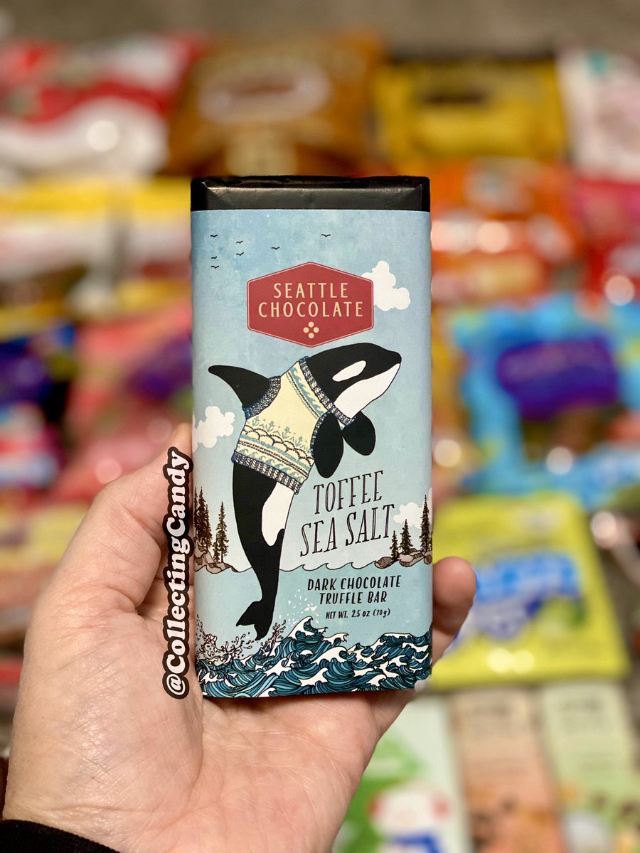 Collectingcandy's tweet photo. Snapped up these delicious (and beautifully-packaged) @SeattleChoc seasonal bars last week! #candy #CollectingCandy #SeattleChocolate #ChristmasCandy https://t.co/a4ofM8j6A8