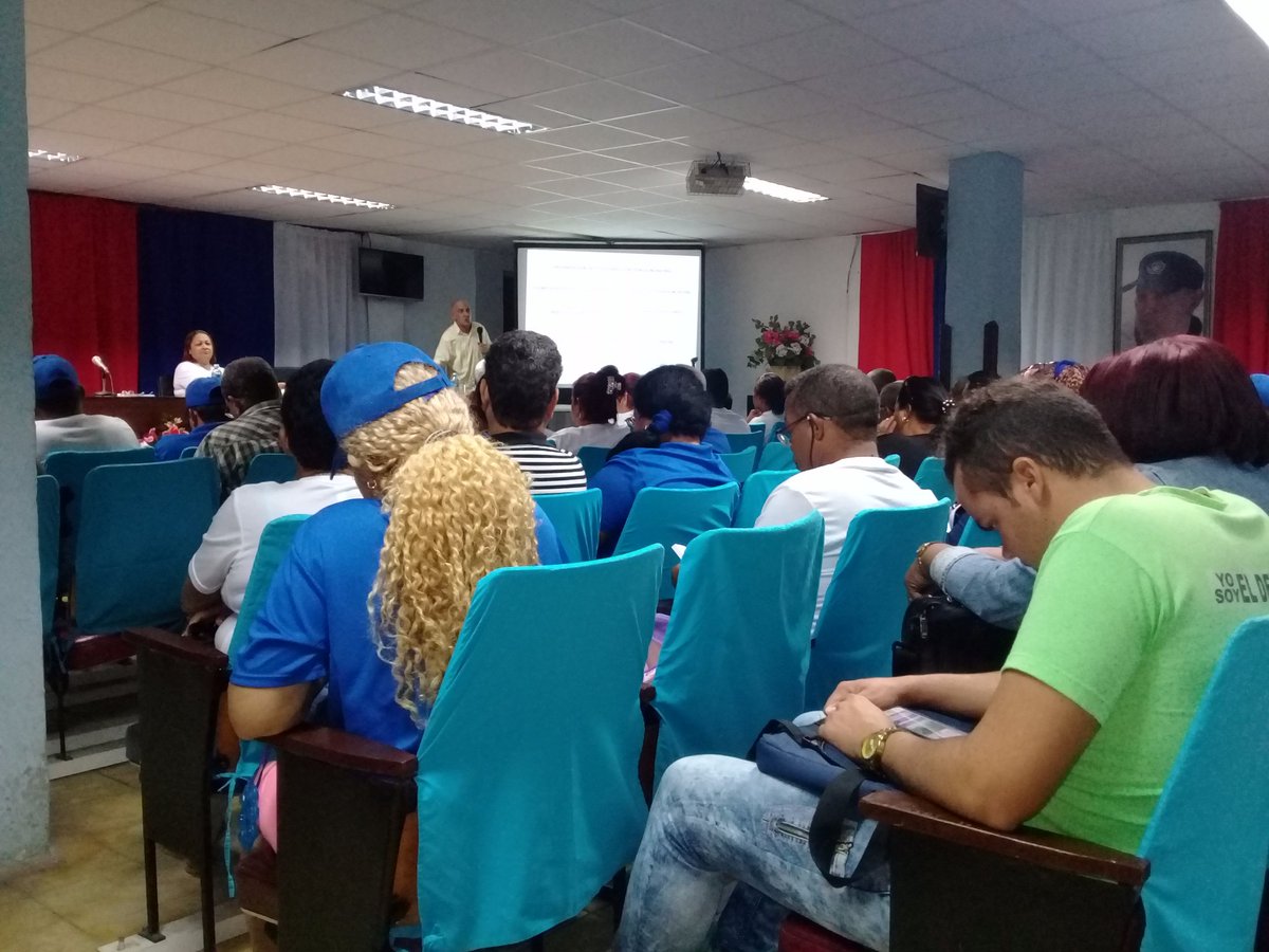 rachel_junco's tweet photo. Realizan comisiones de trabajo previas a la Asamblea Municipal del Poder Popular que tendrá lugar el sábado 28 de Diciembre en la Isla de la Juventud. @Lisandr47698838 
@Miriam33049385 
@elbaporcuba 
@RadioCaribeIsla https://t.co/xFrqDEeLwP