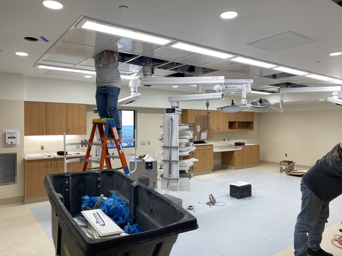 ⁦<a href="/UpmcHamot/">UPMC hamot</a>⁩ love that new EP lab smell!