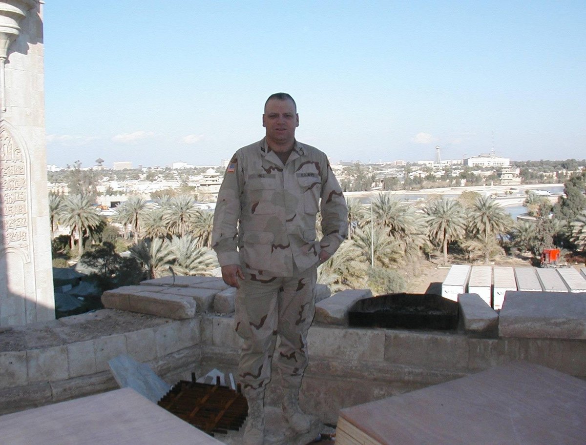 FallenPatriots's tweet photo. U.S. Army National Guard Captain Raymond D. Hill II passed away in 2005 while on active duty. “My dad was a fun-loving guy who was passionate about serving others.” Fallen Patriots is proud to be helping individuals like Alyssa chase their dreams. #FallenPatriots #FallenFriday https://t.co/Xq8jDWEIfY