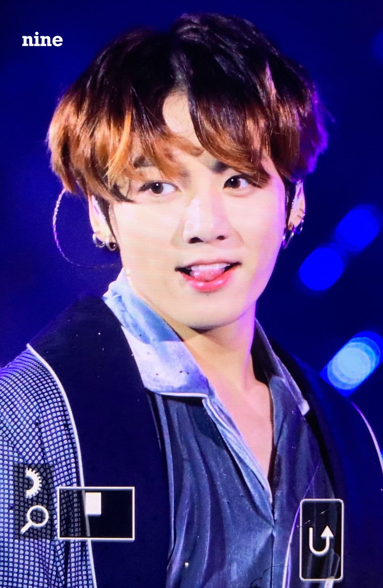 𝗡𝗶𝗻𝗲 나인 tweet media