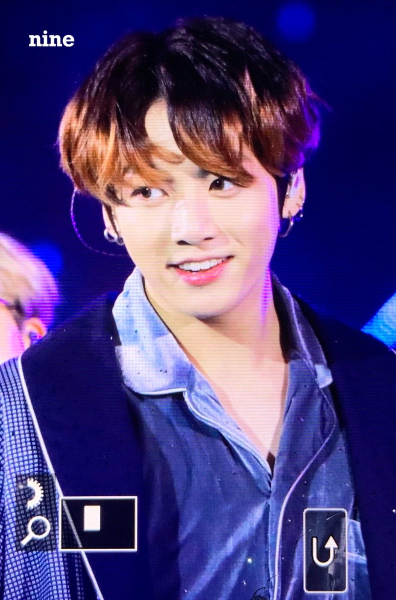 𝗡𝗶𝗻𝗲 나인 tweet media