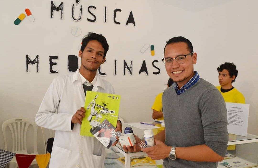 _Provea's tweet photo. Provea junto a su proyecto #MúsicaXMedicinas estuvo presente este 2019 en la IV Feria de Derechos Humanos del Zulia.

Defendiendo todos los derechos, por todos los lenguajes, e incentivando la solidaridad con fármacos vigentes a beneficio de tres ONG zulianas #Provea2019 https://t.co/3WxcEW97Z5