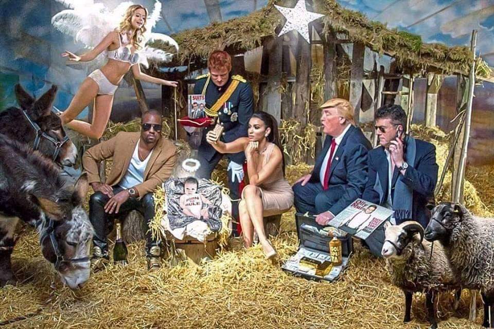 EtteNikol's tweet photo. The "nativity scene" differently 😅 #RuinedChristmas #northkoreachristmasgift #2020 #NativityScene https://t.co/XTdYYefL7O