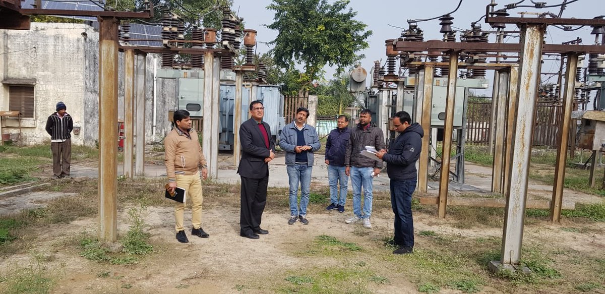 पश्चिमांचल के अंतर्गत मेरठ क्षेत्र मेरठ के 33/11 केवी विद्युत उपकेंद्र गंगा नगर मेरठ के निरीक्षण किया गया। <a href="/UPPCLLKO/">UPPCL</a>