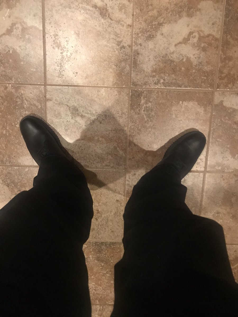 ThaBalance's tweet image. On some #colehaan ish bouta to have my stroll on lit 🚶🔥