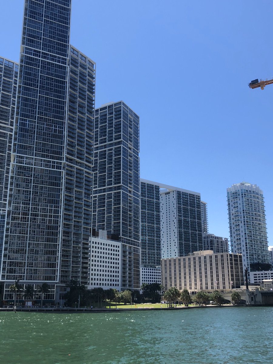 lipstickroyalty's tweet image. #ClientViews ❤️ 
Follow: @yourchartersolution on Instagram for your luxury yacht, car and jet charters.