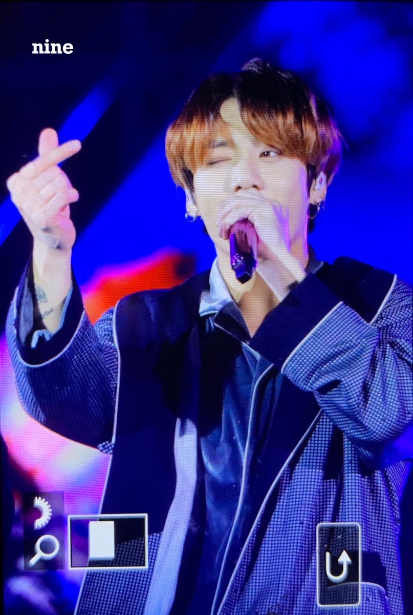 𝗡𝗶𝗻𝗲 나인 tweet media
