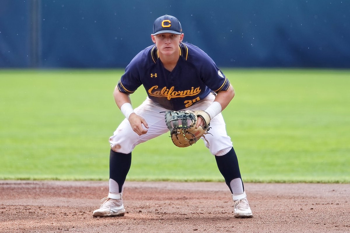 CalBaseball's tweet photo. ๐ข๐ก๐ ๐ข๐ ๐ง๐๐ ๐๐๐ฆ๐ง. ๐ฏ
Congrats to @avaughn403 for being named to @d1baseballโs All-Decade Team!
#EarnIt | #GoBears
Details โก๏ธ https://t.co/XcFWDB9soD https://t.co/V0hkYV8xwU