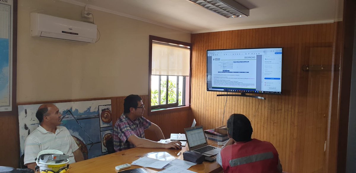 CETLOGChile's tweet photo. Saludamos a nuestro equipo del #NodoBiobío, que hoy visitó el Aserradero Alto Horizonte, en Rucapequen, para revisar el sistema para mejorar la gestión de sus inventarios en la planta 💪💪
#CentroExtensionismo #CETLOG #SomosLogística https://t.co/ax5IWsFCdp