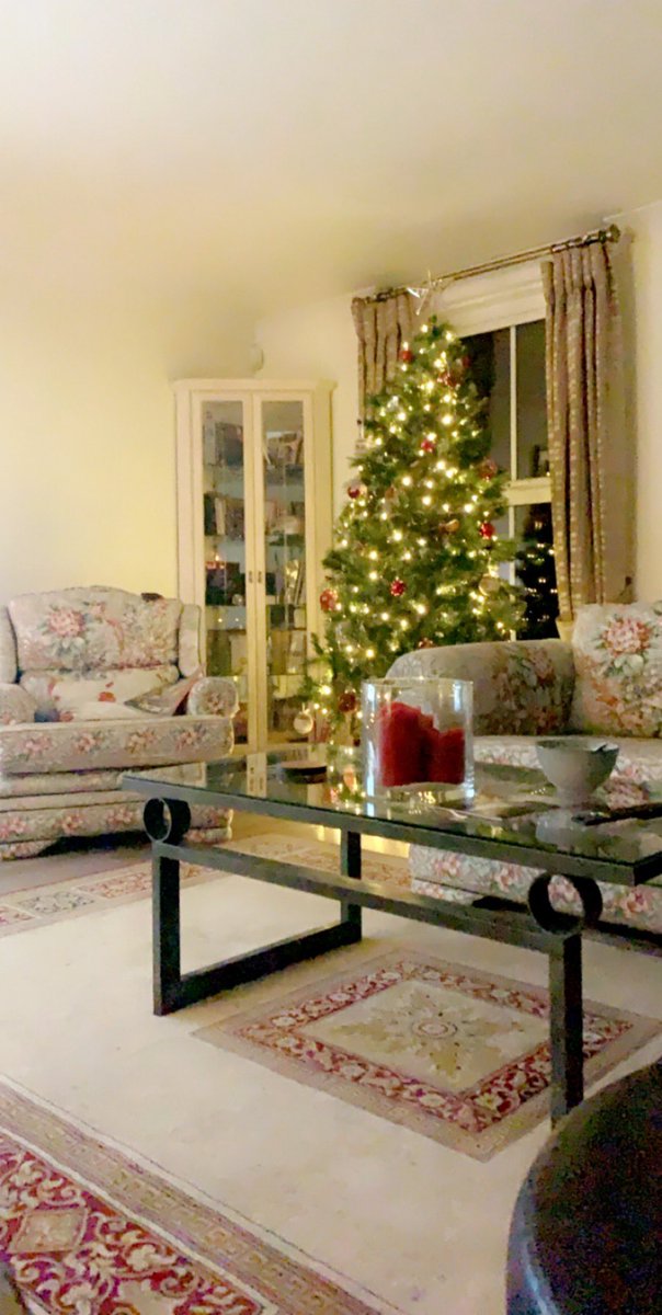 fitzofinch's tweet photo. It’s the perfect getaway for the new year! #accommodations #airbnb #dogsnoinstagram #amorpelospet #bedandbreakfast #felizpracachorro #amigosdepelos #getaway #ireland #irishairbnb #accommodationtype #stayallday #beach #staythatway #southafrica #explore #staymotivatied #wanderlust https://t.co/yGRKgxHtg6
