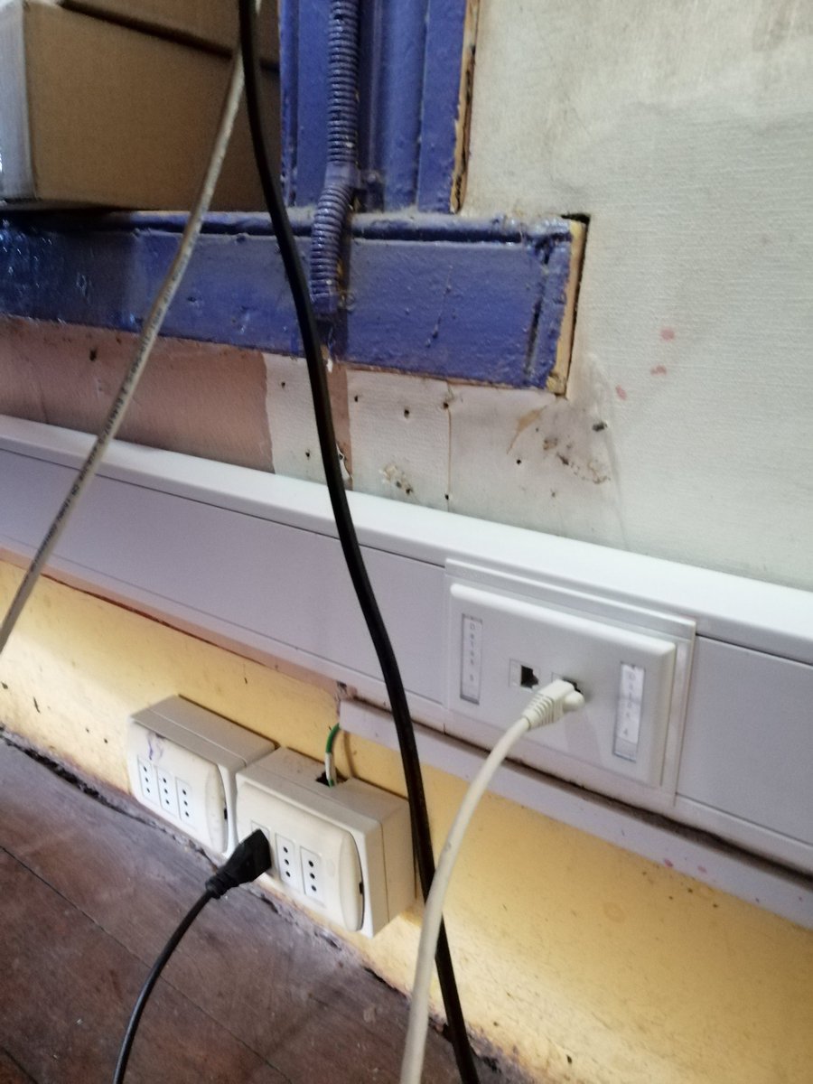 ITArrowEIRL's tweet photo. Instalación de cableado estructurado en unidad San Felipe de Hogar de Cristo. #cableadoestructurado #quillota #sanfelipe #hogardecristo #itarrow https://t.co/9sMV8TR6Tr