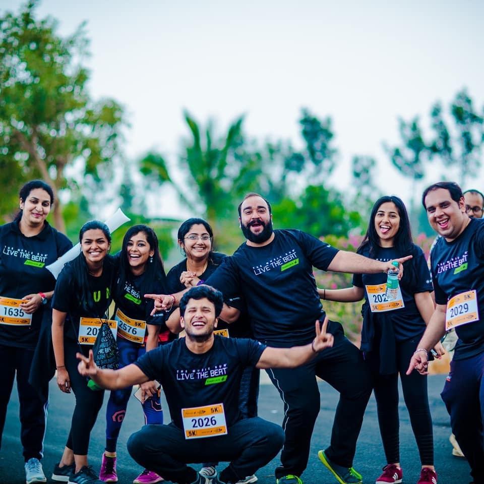 Fastrack's tweet photo. Turn it up with the squad for Pune's first time at @TheMusicRun. #RageWithFastrack while getting those gains, today at 3PM. #FastrackMusicRun #Fastrack #LiveTheBeat https://t.co/uO33NNUcKQ
