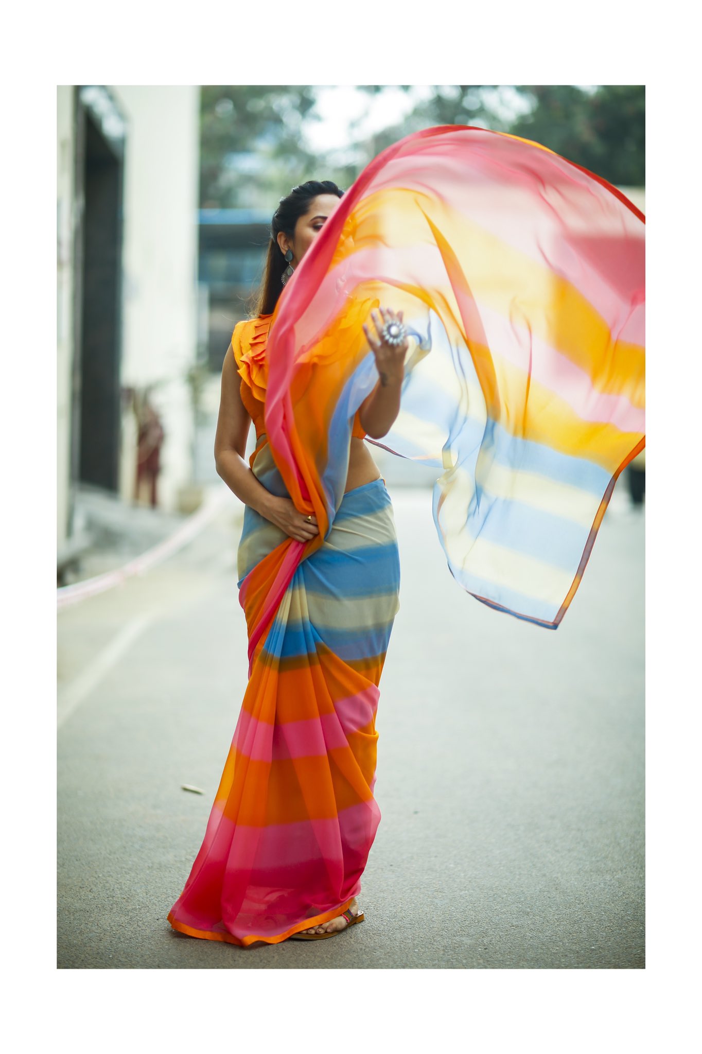 EN-1ZyDU4AAIxso?format=jpg&name=4096x409