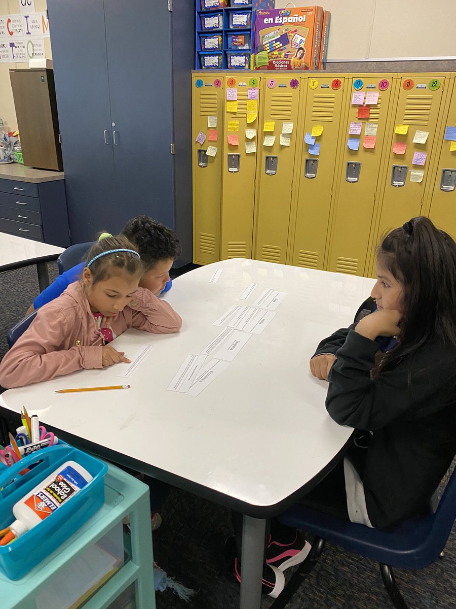 racortes's tweet photo. Math and Social Studies, kids helping kids. #engagelearning #PartnerUp @vanunio @shelbyjo83 https://t.co/bz7Dq6ITv7