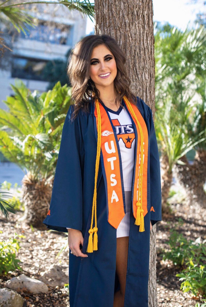 AshleyWauls's tweet image. Oh the memories this University has given me🧡 #utsagrad19