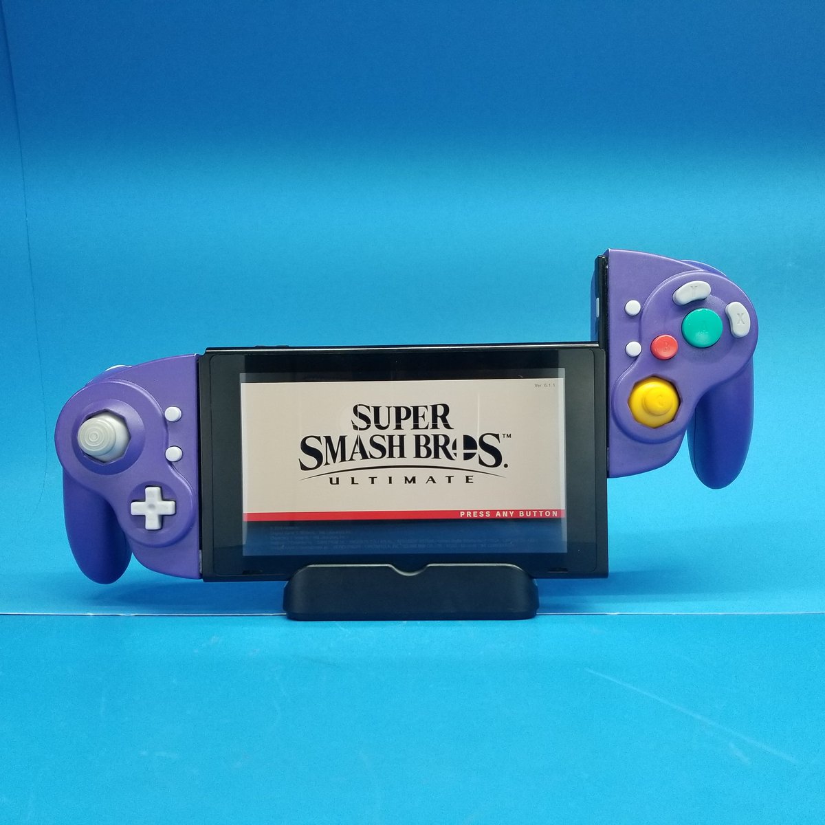 ShankMods's tweet image. I made the gamecube joycons we all wish existed. This isn't concept art, these are real and fully functional.