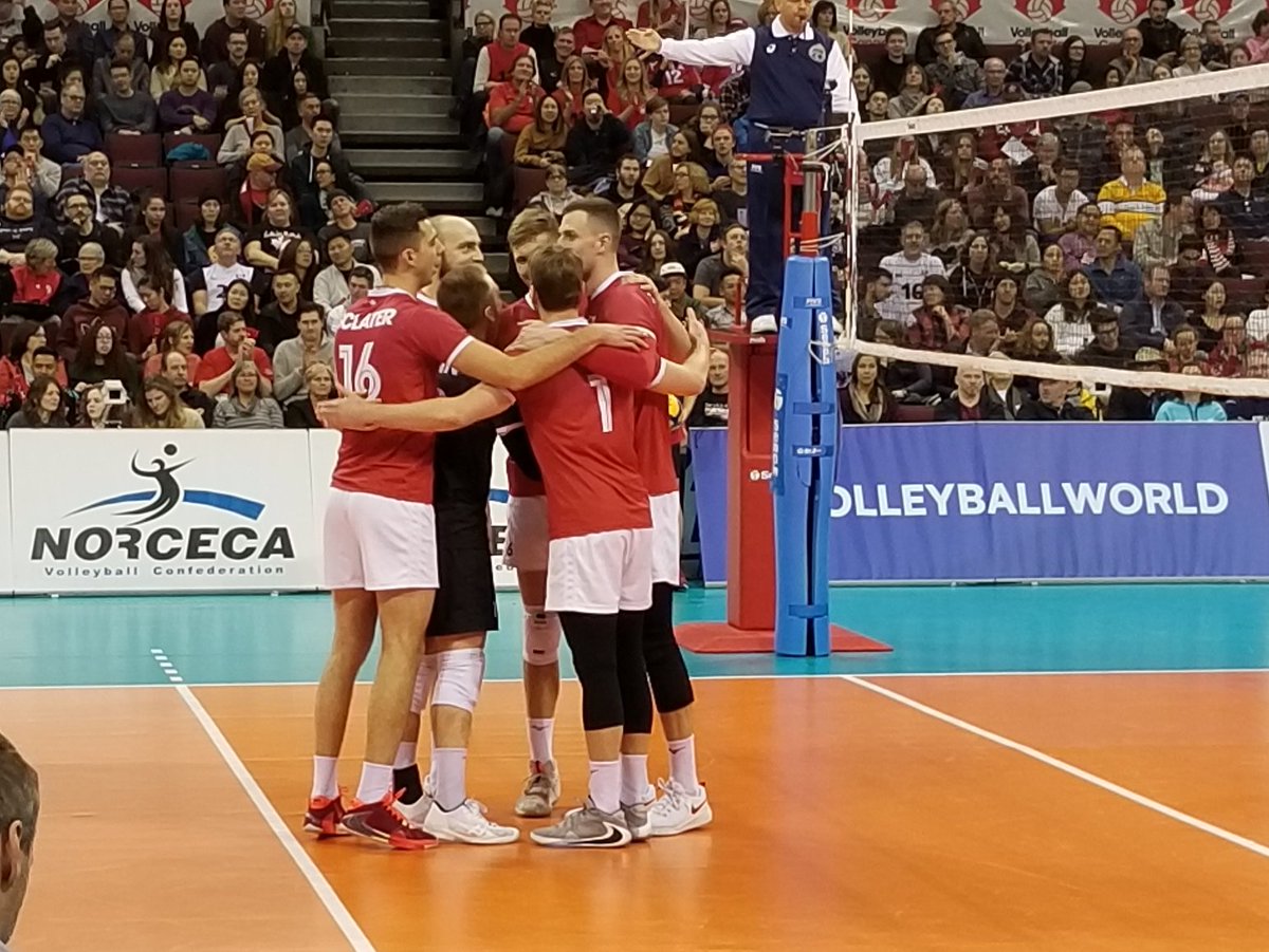VBallCanada's tweet image. And that's the match! A clean sweep as #Canada downs 🇲🇽 3 sets to 0 to start off the #NORCECA Tournament in #Vancouver. The boys are back in action tomorrow vs #Cuba at 6pm pst. #RoadToTokyo2020