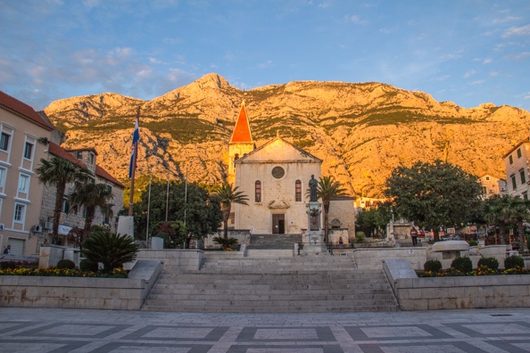 ValeryCollins's tweet photo. #Saturdayblogs #destination2020 visit #Croatia naturally beautiful coasts ideal for beach holidays. Walkers will enjoy #MakarskaRiviera and the paths on #MountBiokovo - #Dubrovnik, #Split, #Trogir, #Sibenik #Omis in #Dalmatia great for #sightwseers - https://t.co/3j6WsSOQSP https://t.co/9dwH7ZSQTV