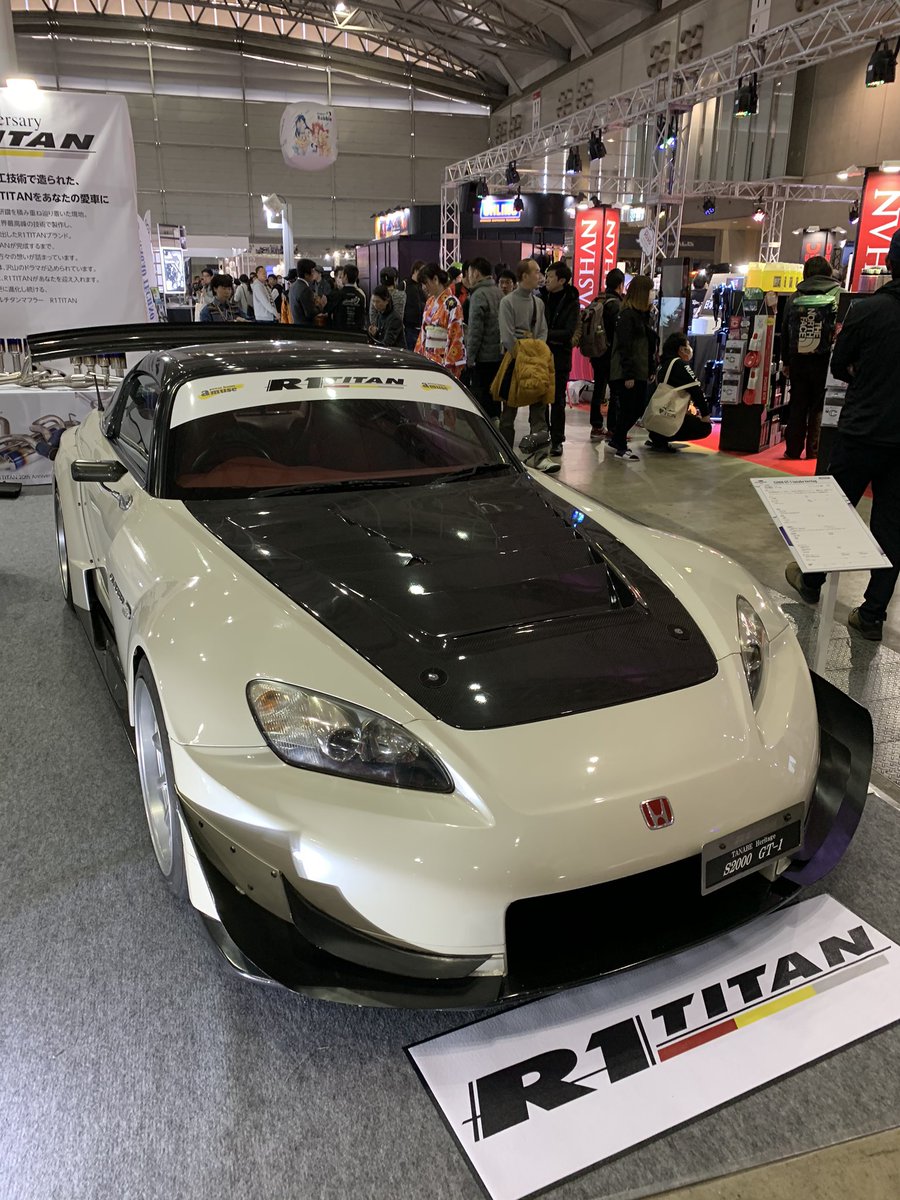 S2K20TH's tweet photo. オートサロンで他にも見かけたS2000をご紹介!
R1-TITANさんの迫力満点のワイドボディGT-1と故田名邊秀樹氏制作のS2000 GT-1❗️
#HondaAccess #S2K20TH #20周年 #S2000 #AP1 #AP2 #TAS2020 #Modulo #TAS2020_Modulo #東京オートサロン2020
#R1TITAN https://t.co/z9wfYMHSUn