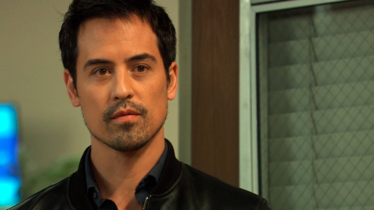 Daytime_spoiler's tweet photo. #GH #GeneralHospital Elizabeth and Nikolas https://t.co/NkKQ1AVcga