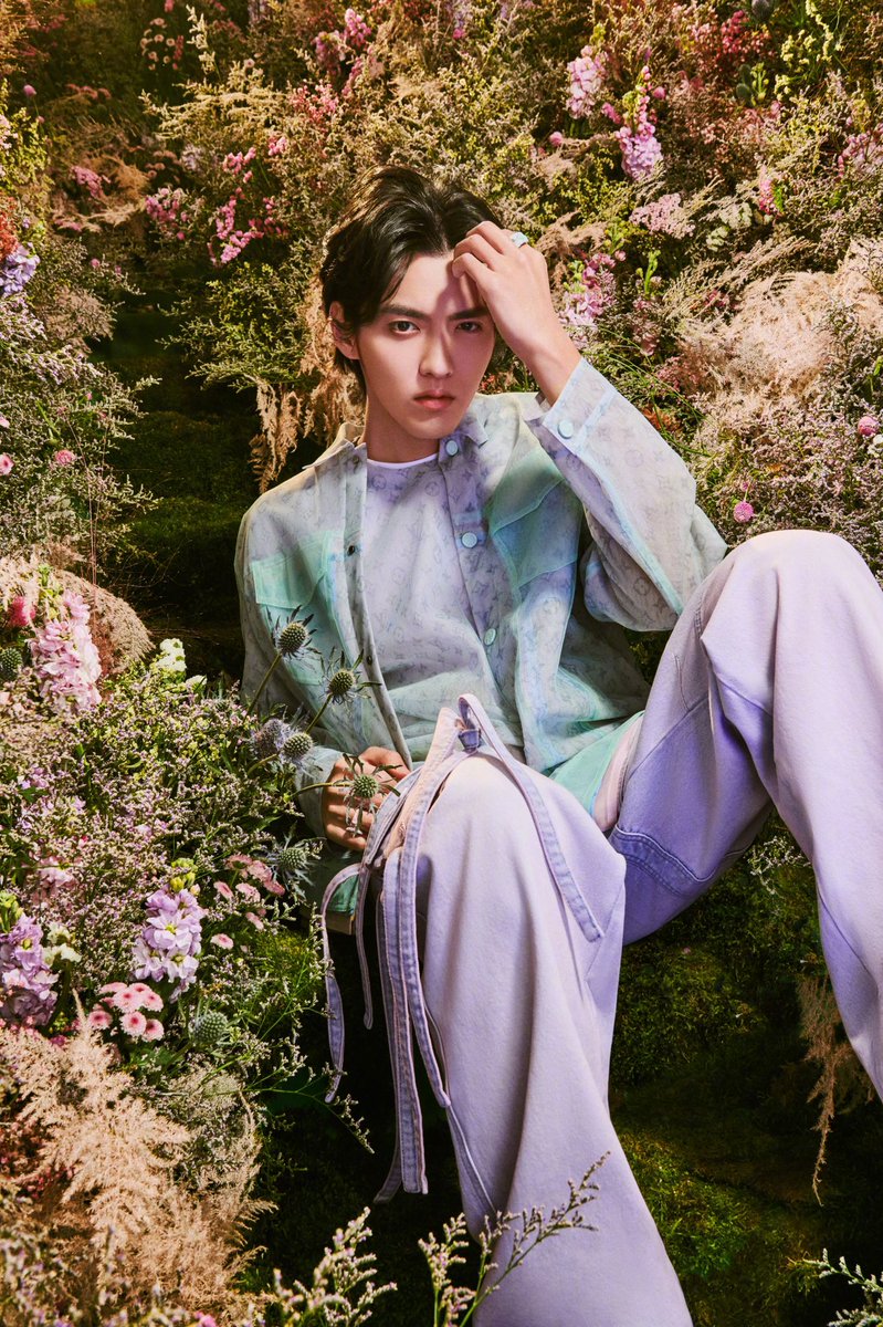 Kris Wu Makes the Case for Granny Chic at Louis Vuitton