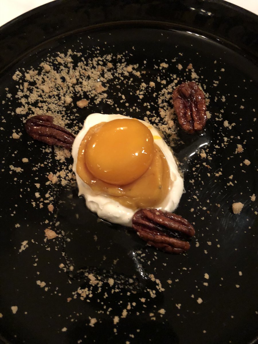 Goof_2's tweet photo. While I enjoy keeping abreast of new restos, often visiting old favorites is what is truly special. Hard to believe @ELideasChi is over 8 years old. Thanks @PhillipFoss for another memorable evening. #ElYeah #Veronica https://t.co/NhGtEYWwaY