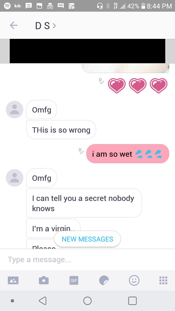 fairiegoth's tweet photo. this man is a disgusting pedophile, messaging underage girls and asking for nudes, please help me expose his disgusting ass 

#expose #blackmail #paypig https://t.co/vyJzNe1o8l