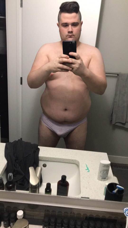 fairiegoth's tweet photo. this man is a disgusting pedophile, messaging underage girls and asking for nudes, please help me expose his disgusting ass 

#expose #blackmail #paypig https://t.co/vyJzNe1o8l