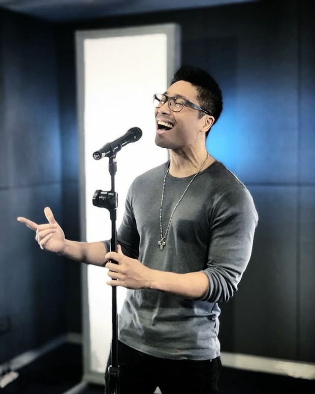 esquirejanjay's tweet photo. I don't wanna wait in vein for your love
.
.
.
.
.
#music #vivaartists #vivamusic #tftimusicph https://t.co/xLZvAujksA https://t.co/ISszCIaTw8