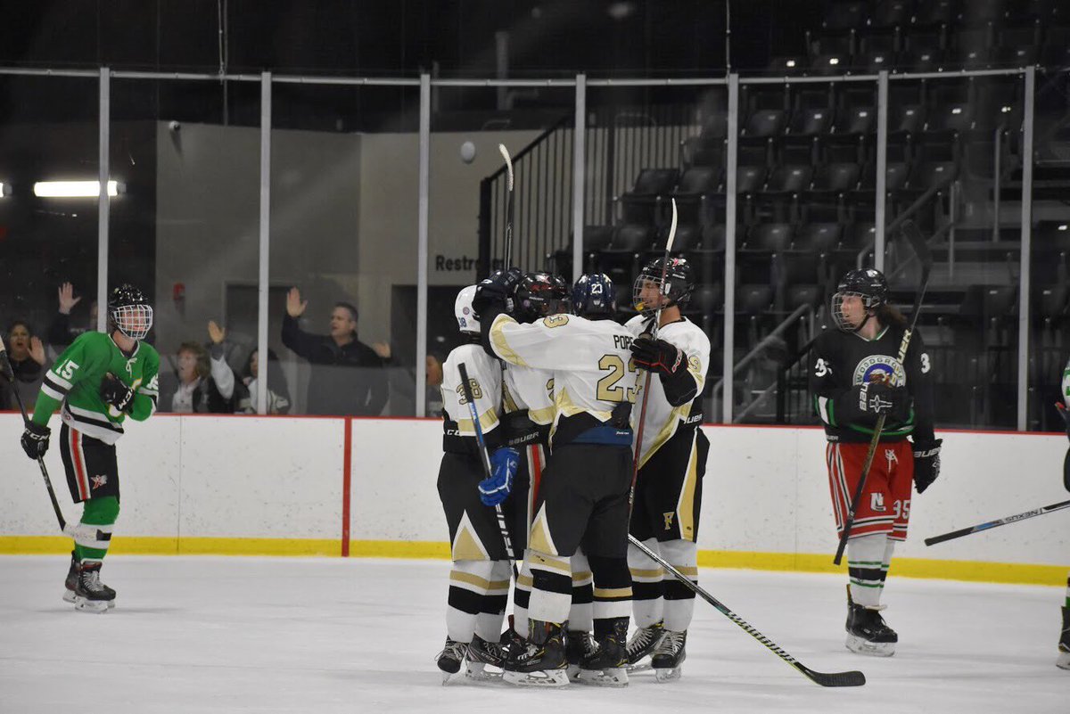 Great game against Woodgrove tonight!! 9-1 win for <a href="/FreedomHackey/">FHS HACKEY</a> on Senior Night!!
Photos by <a href="/itstheavacado/">ava proehl</a>.