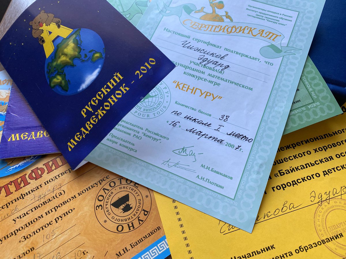 EdwardEncode's tweet image. Девачки пишите, я свободен