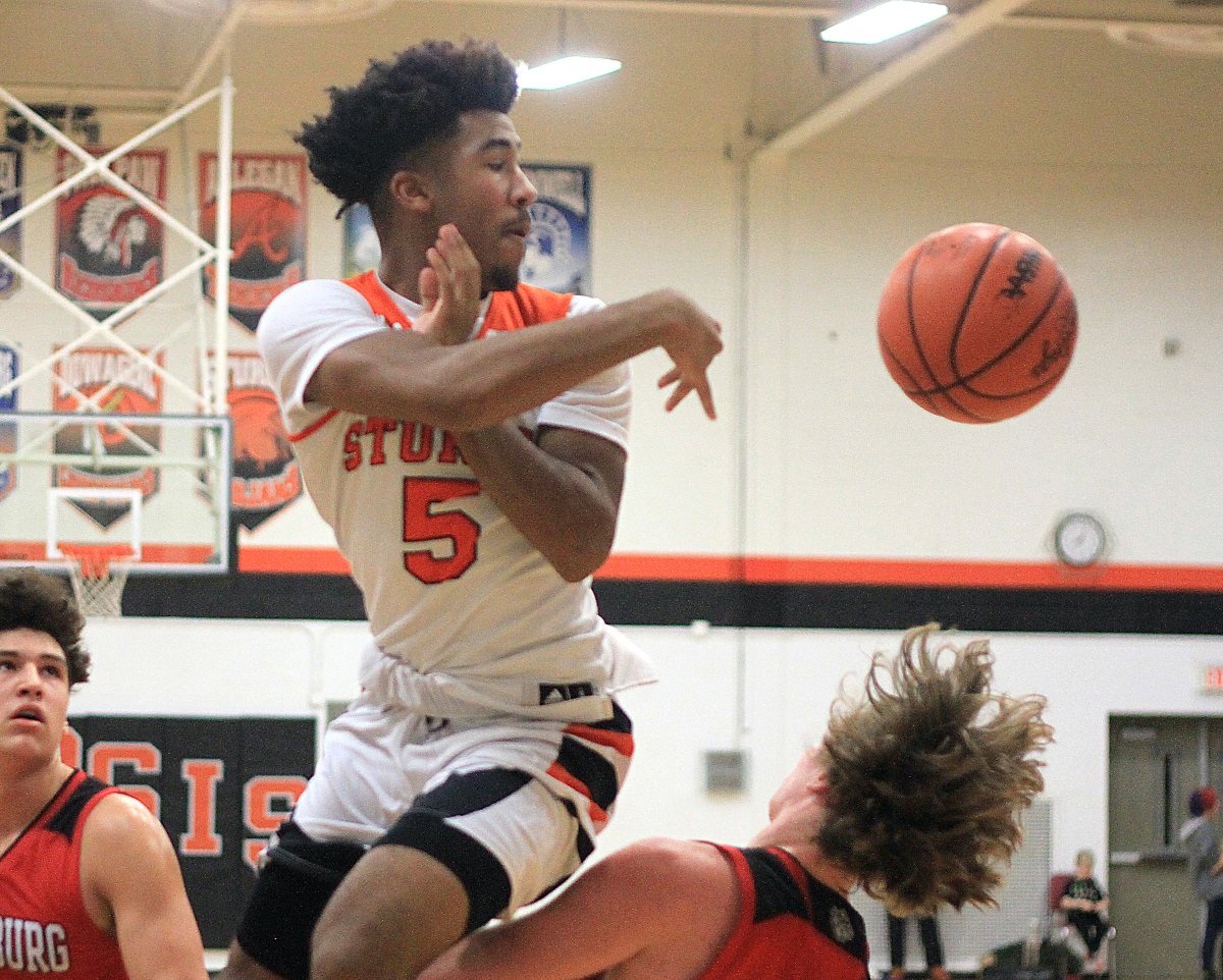BwatsonSJ's tweet photo. Sturgis (@sturgisps) squads sweep visiting @VHSDawgs in prep hoops on Friday night, from @touchdown_tomsj:

https://t.co/DBU22o9oUr https://t.co/EDYxyBn2Nb