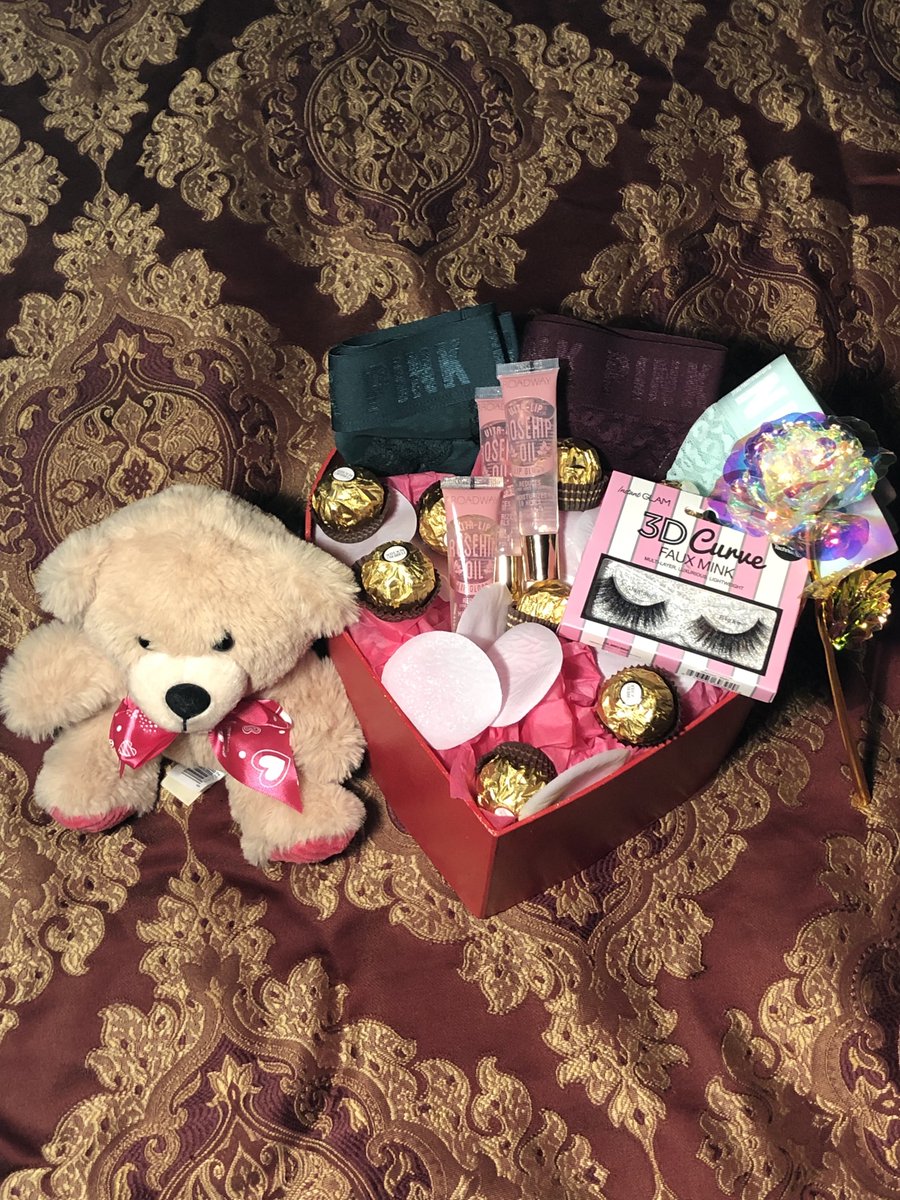 TheGivingBoxCo's tweet image. When you find your boo make sure you get her a box from The Giving Box Co. Visit us at TheGivingBoxCo.net