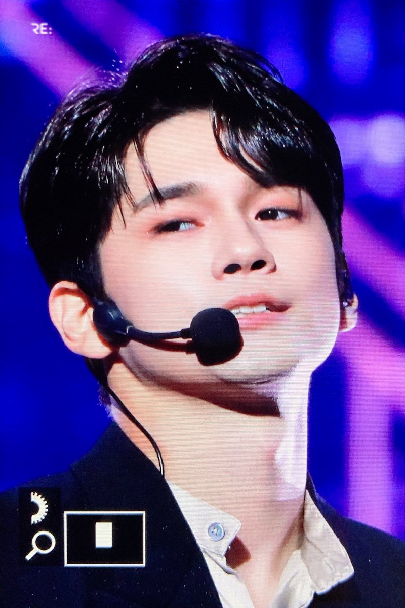 RE_ONG950825's tweet photo. 200111 
#옹성우 #ONGSEONGWU #オンソンウ  #邕圣祐 #องซองอู https://t.co/ZrSDHBJOno